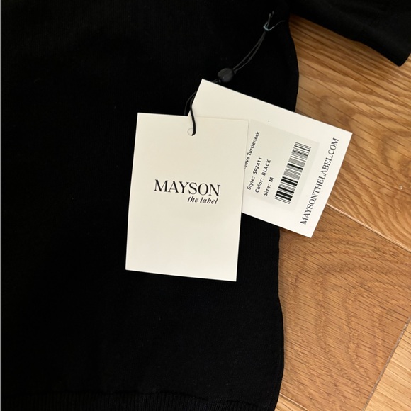 NWT Mayson the Label short sleeve turtleneck sweater - Picture 5 of 7